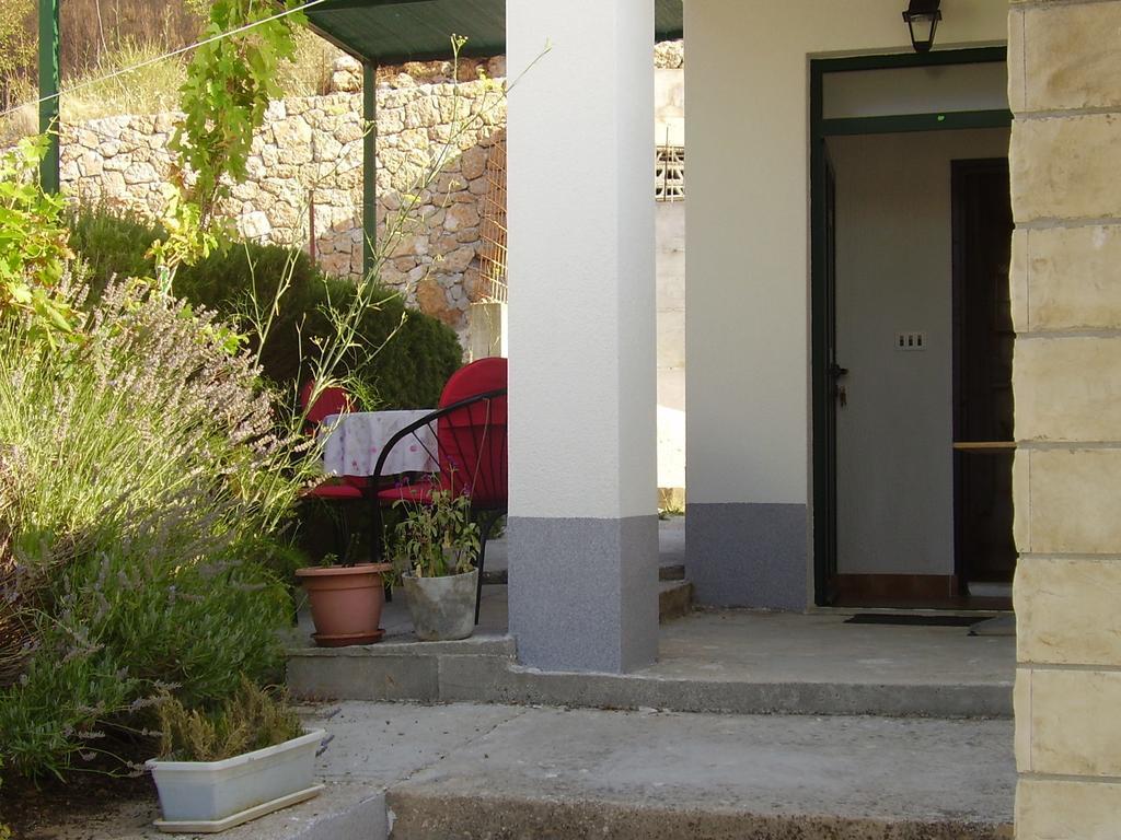 Petar Apartment Omiš Habitación foto
