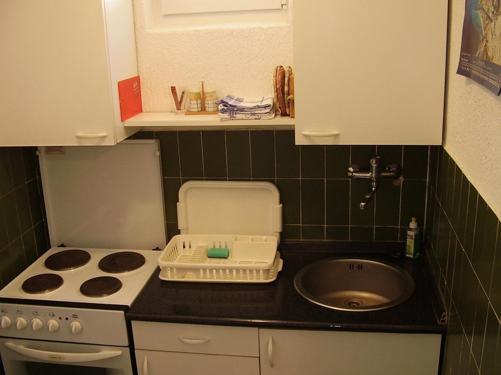 Petar Apartment Omiš Habitación foto